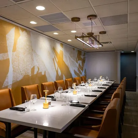 Rochester Marriott Mayo Clinic Area-3
